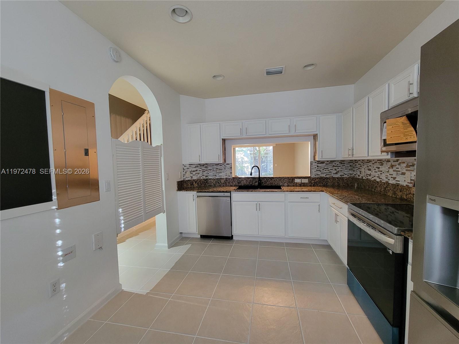 TUSCANY NO 3 CONDO - Residential