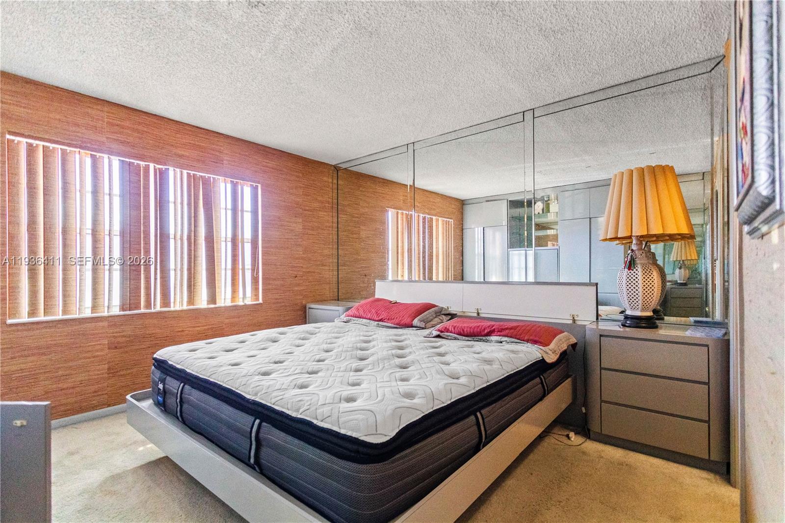 HOLLYBROOK GOLF AND - Residential