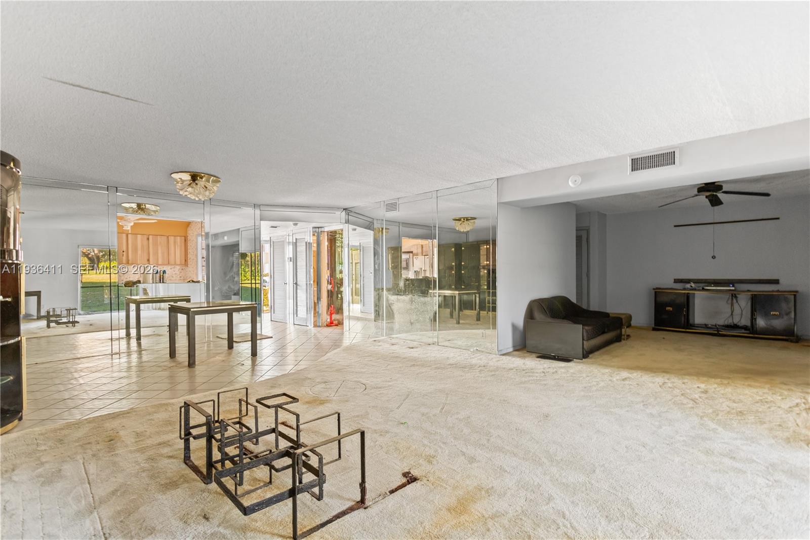 HOLLYBROOK GOLF AND - Residential