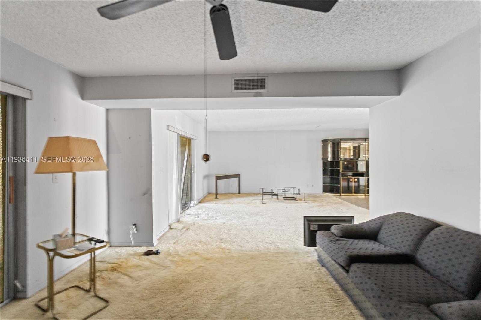 HOLLYBROOK GOLF AND - Residential