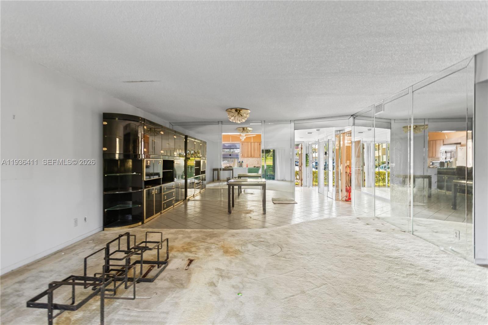 HOLLYBROOK GOLF AND - Residential