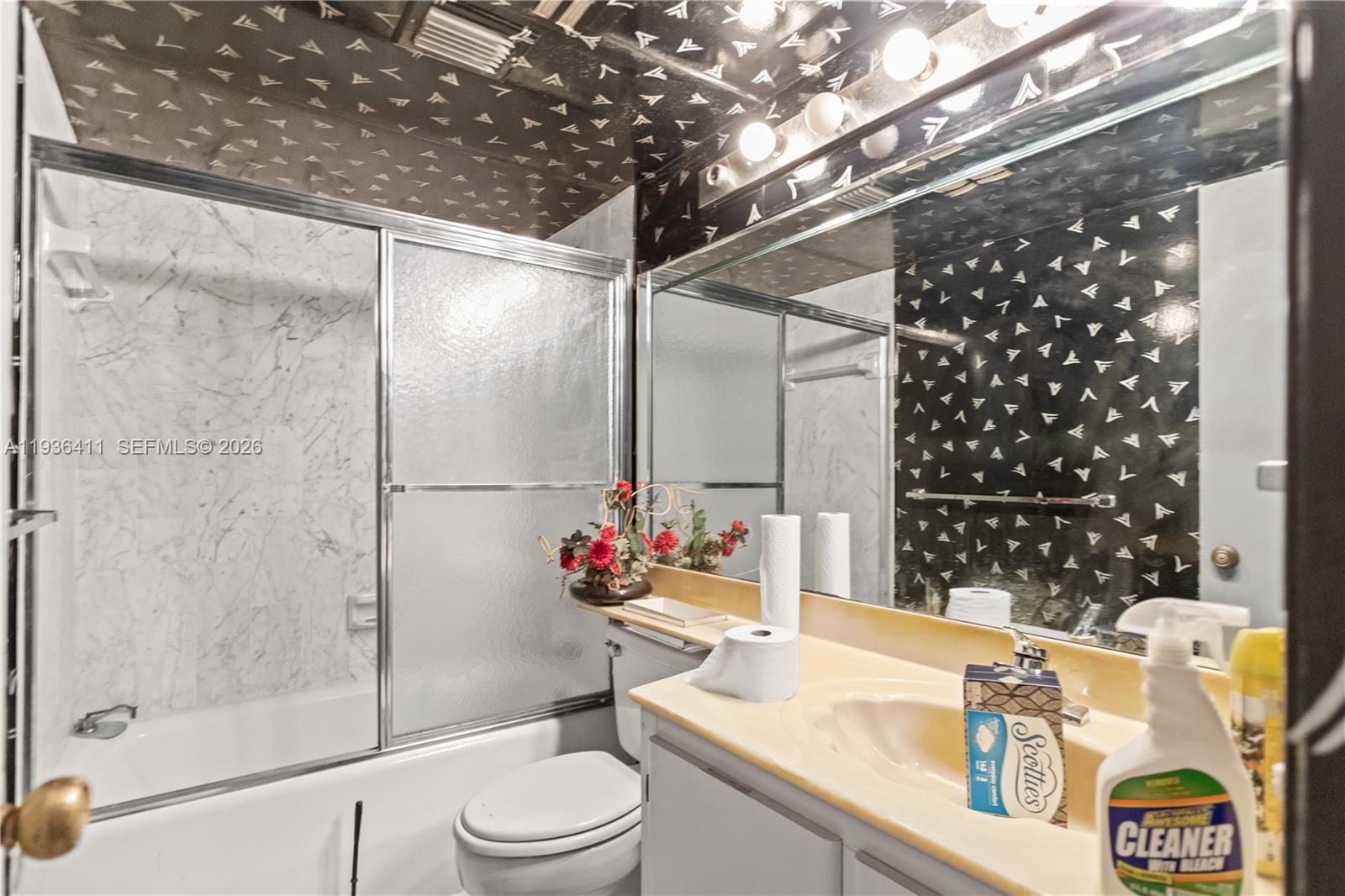 HOLLYBROOK GOLF AND - Residential