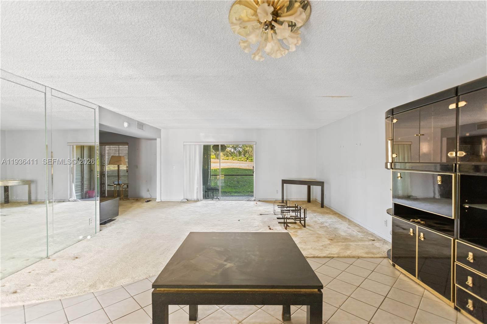 HOLLYBROOK GOLF AND - Residential