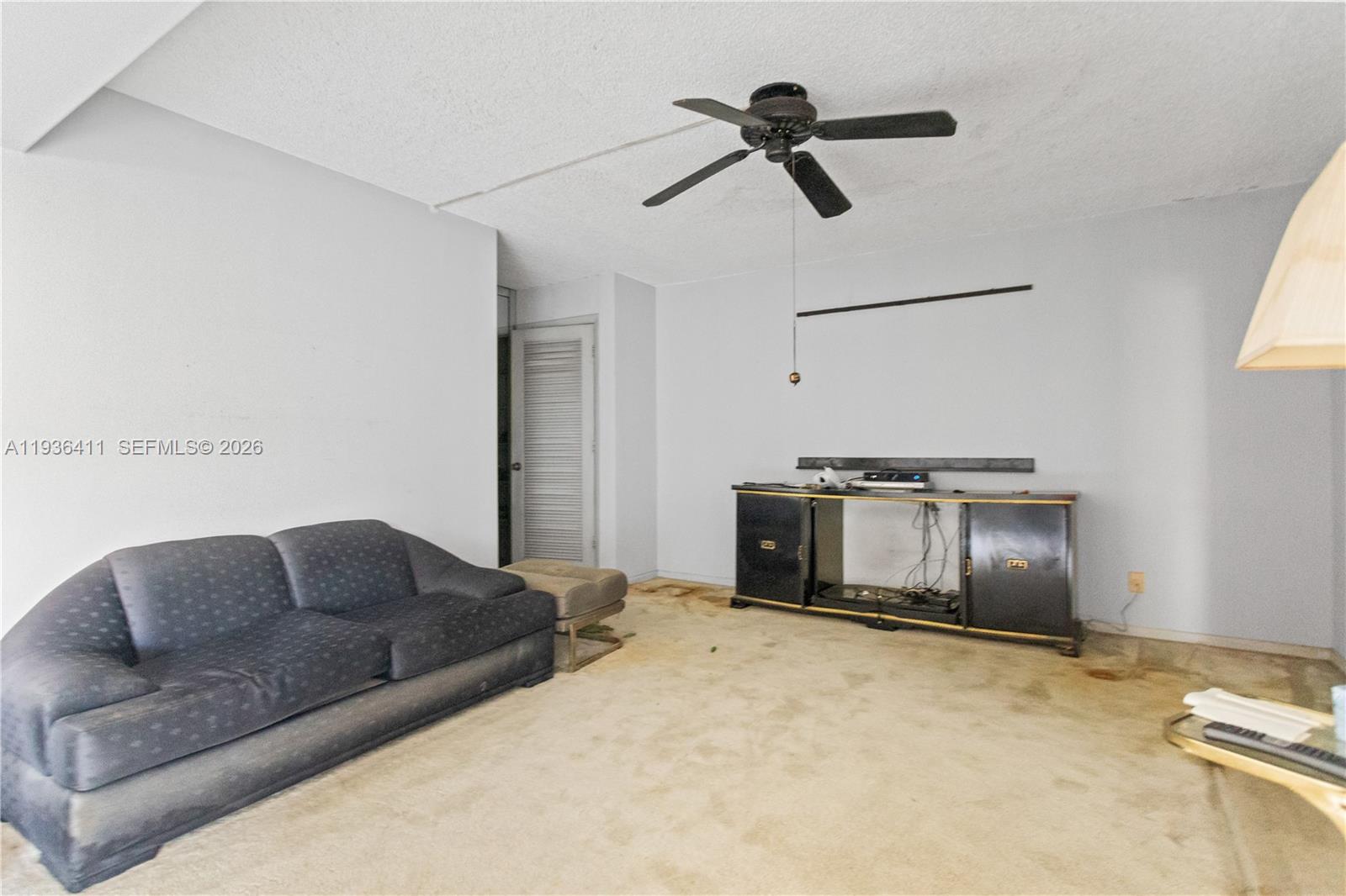 HOLLYBROOK GOLF AND - Residential