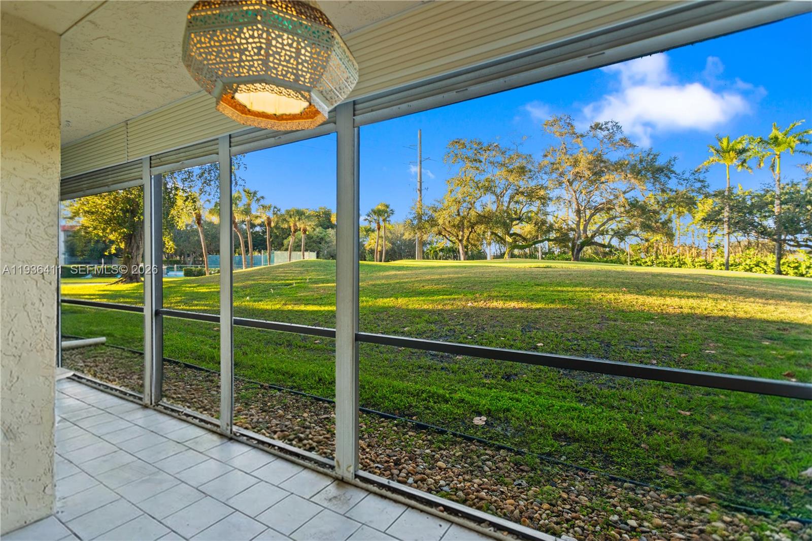 HOLLYBROOK GOLF AND - Residential