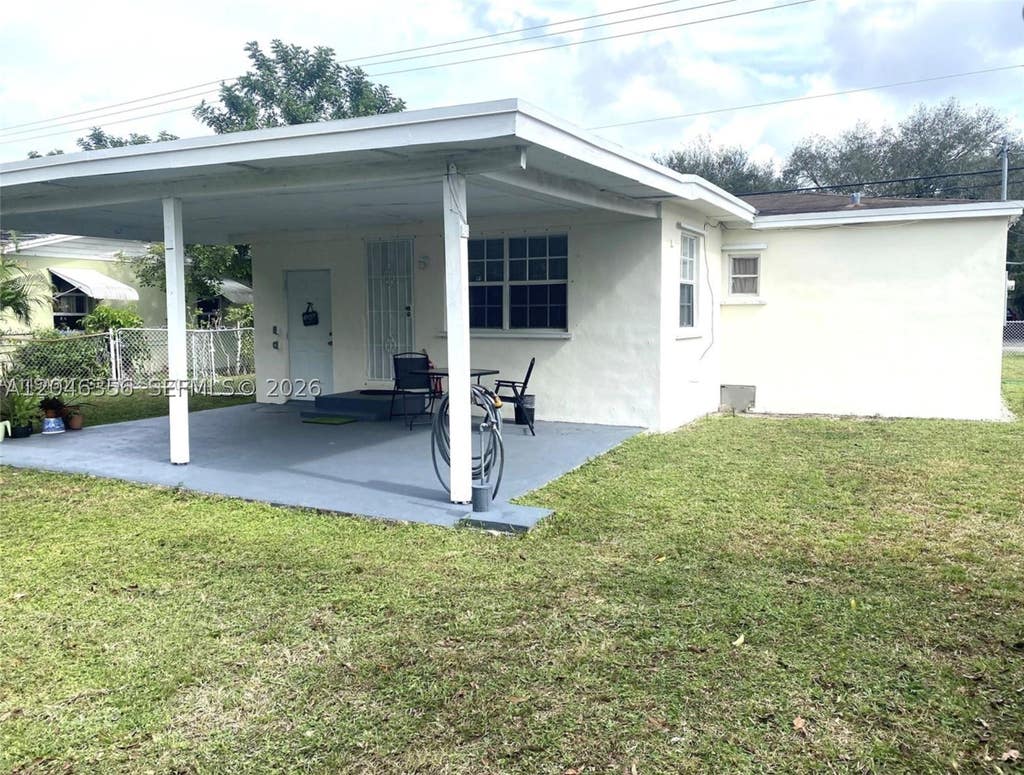 Photo of 1512 N 58th Ave, Hollywood, FL 33021 (MLS # A12046356)