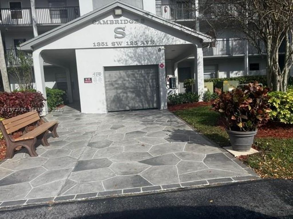 Photo of 1351 SW 125th Ave #205S, Pembroke Pines, FL 33027 (MLS # A11972795)