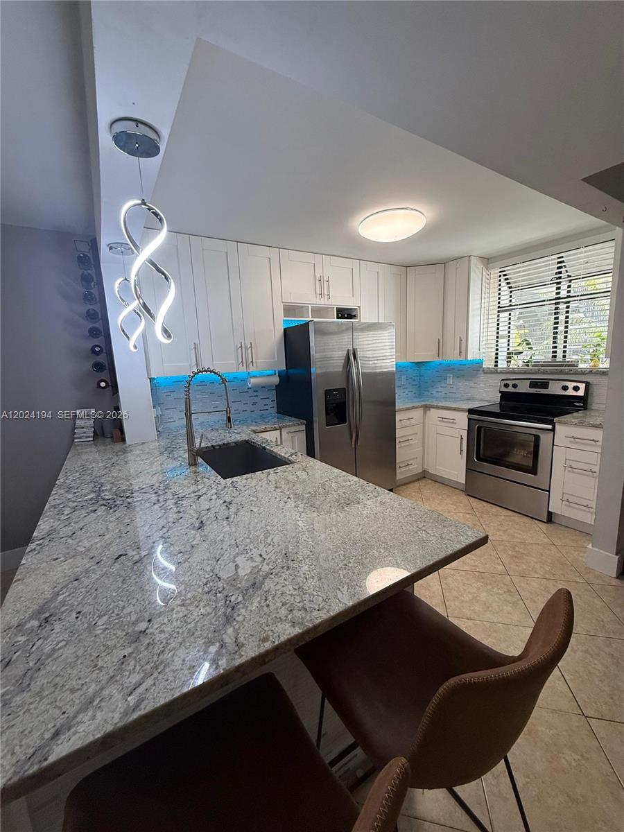 VILLAS AT MEADOW LAKES CO - Residential