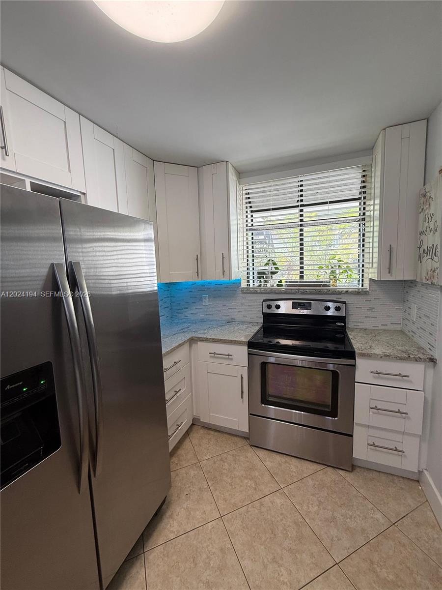 VILLAS AT MEADOW LAKES CO - Residential