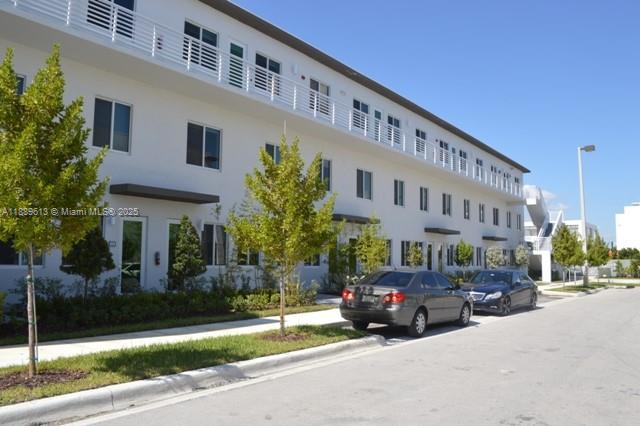 Landmark at Doral - Residential Lease