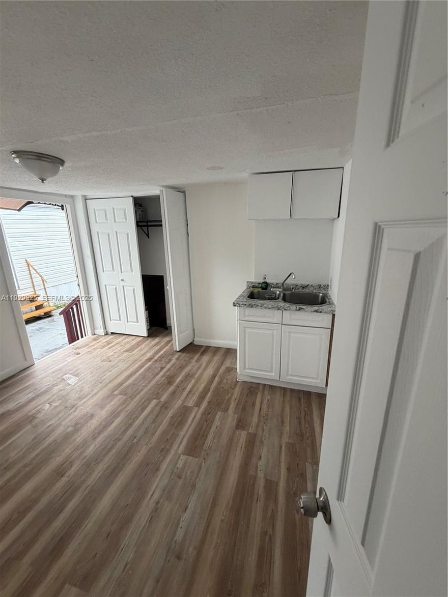 Recently updated, mobile home studio/one bathroom unit for rent, at a great price. Water and electricity are included in the rent. In a good location, near the bus stop, good schools, restaurants, shopping centers, and highways. Look no further. Call listing agent and move in immediately.