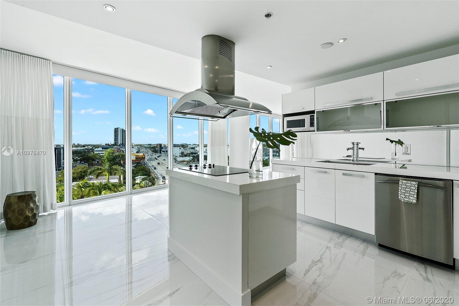 BLUE CONDO - Residential Lease