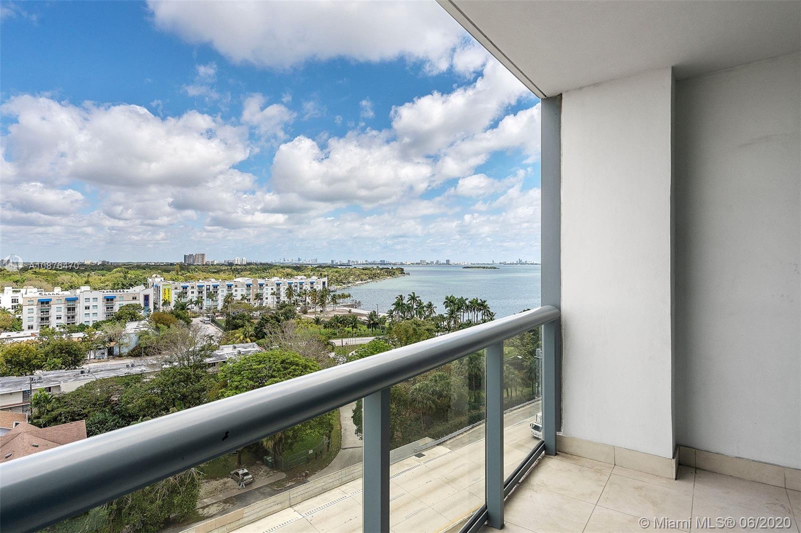 BLUE CONDO - Residential Lease