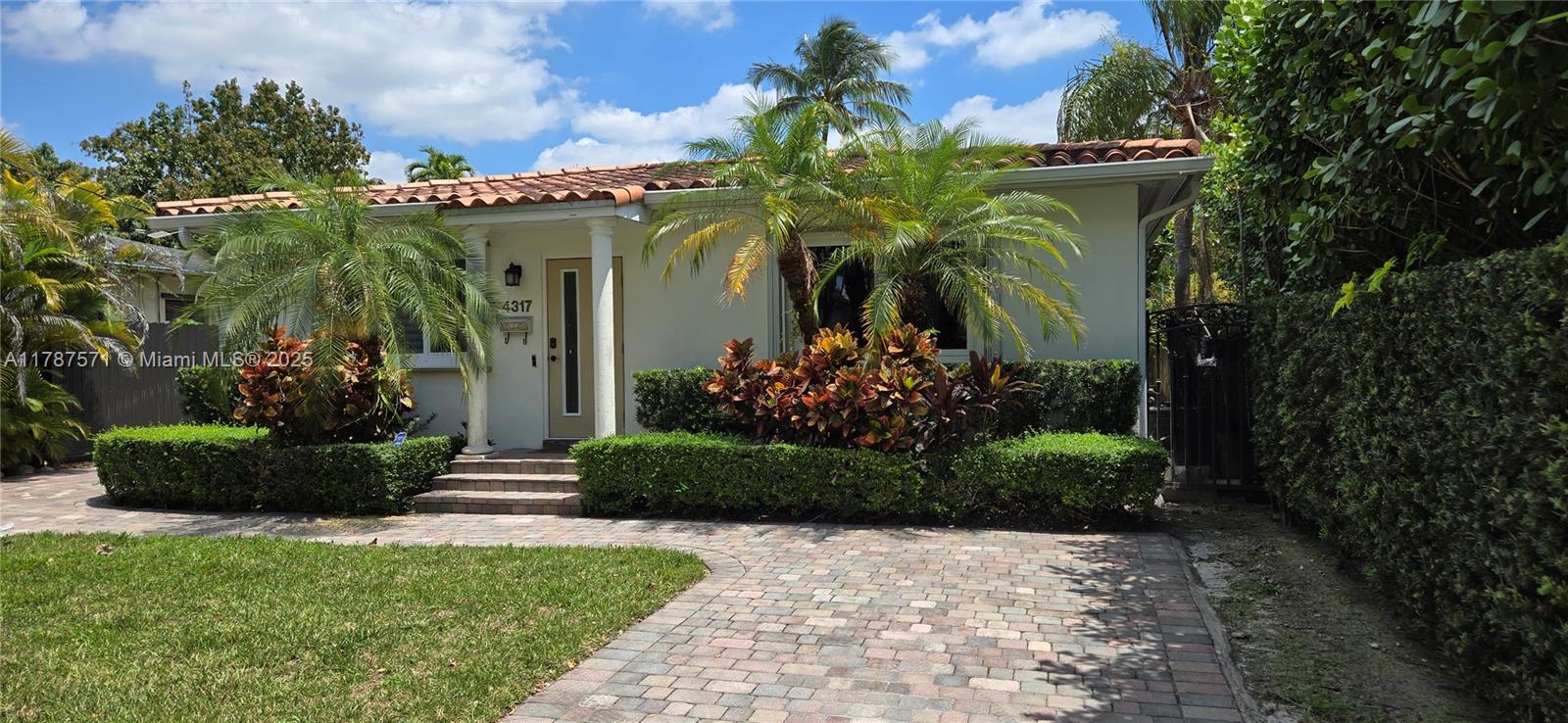 Rental Property at 4317 Sw 62nd Ave, South Miami, Miami-Dade County, Florida - Bedrooms: 3 
Bathrooms: 2  - $7,100 MO.