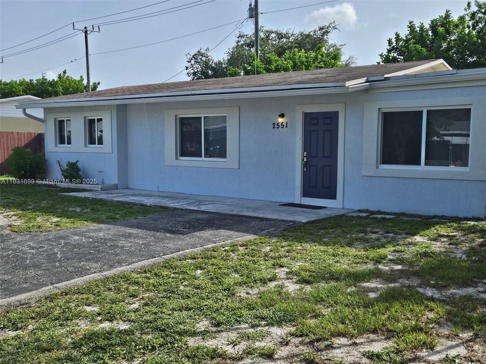 2551 NE 7th Ter 2551