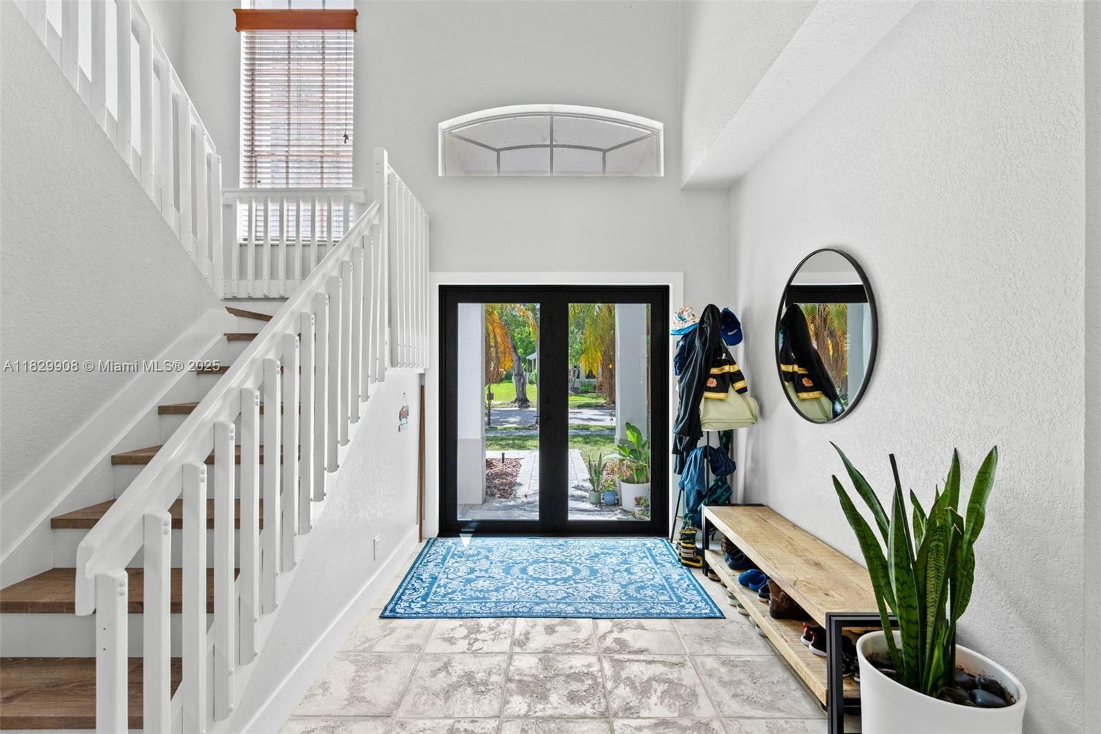 773 Verona Lake Dr, Weston, FL, 33326/$1,049,000 4 773 Verona Lake Dr