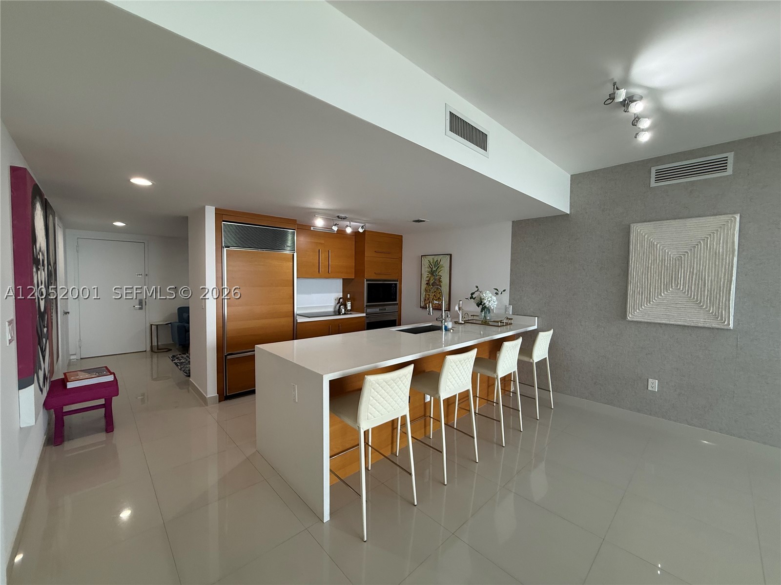 475 Brickell Ave 3207