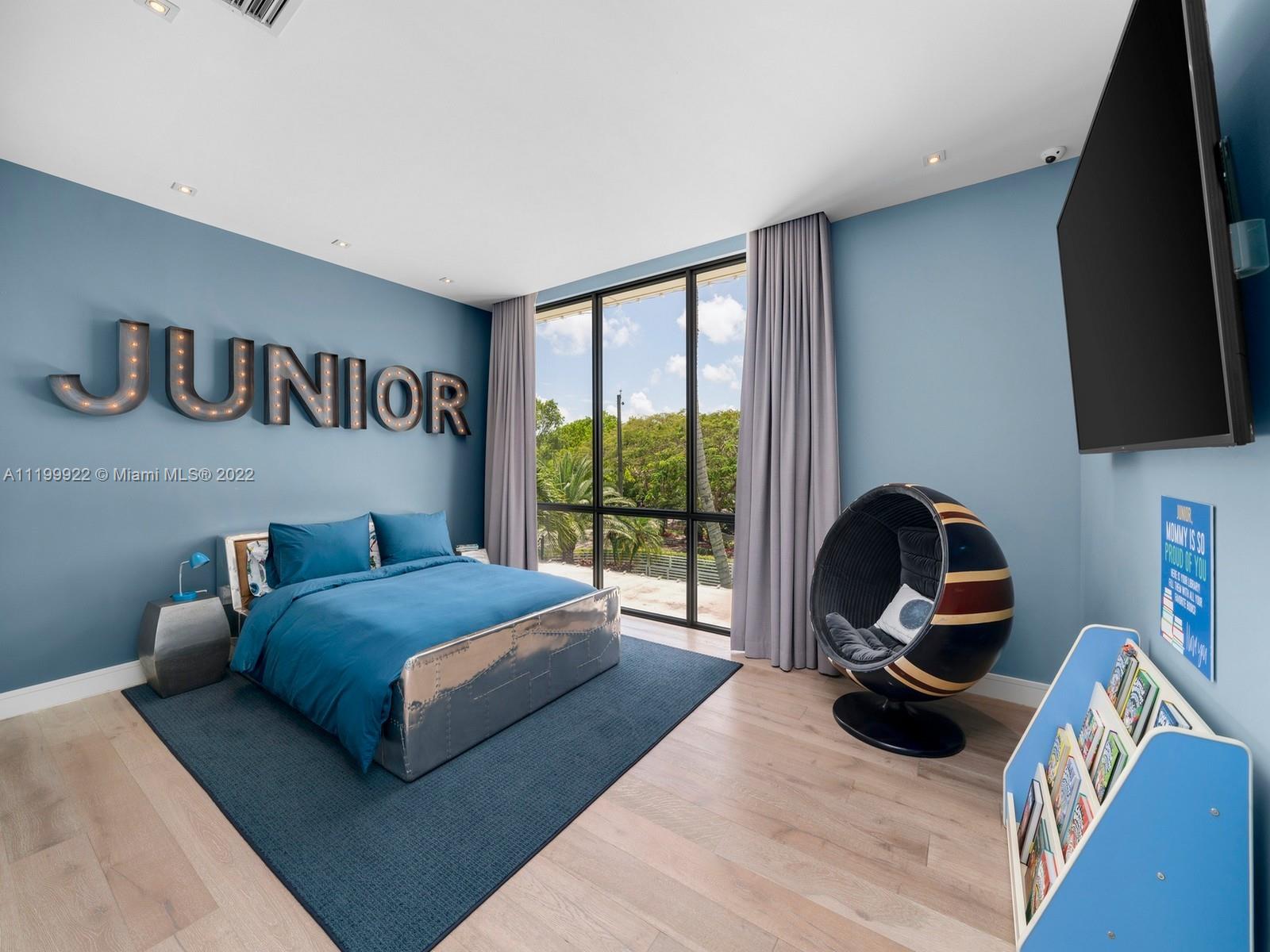 DORONNE ESTS - Residential