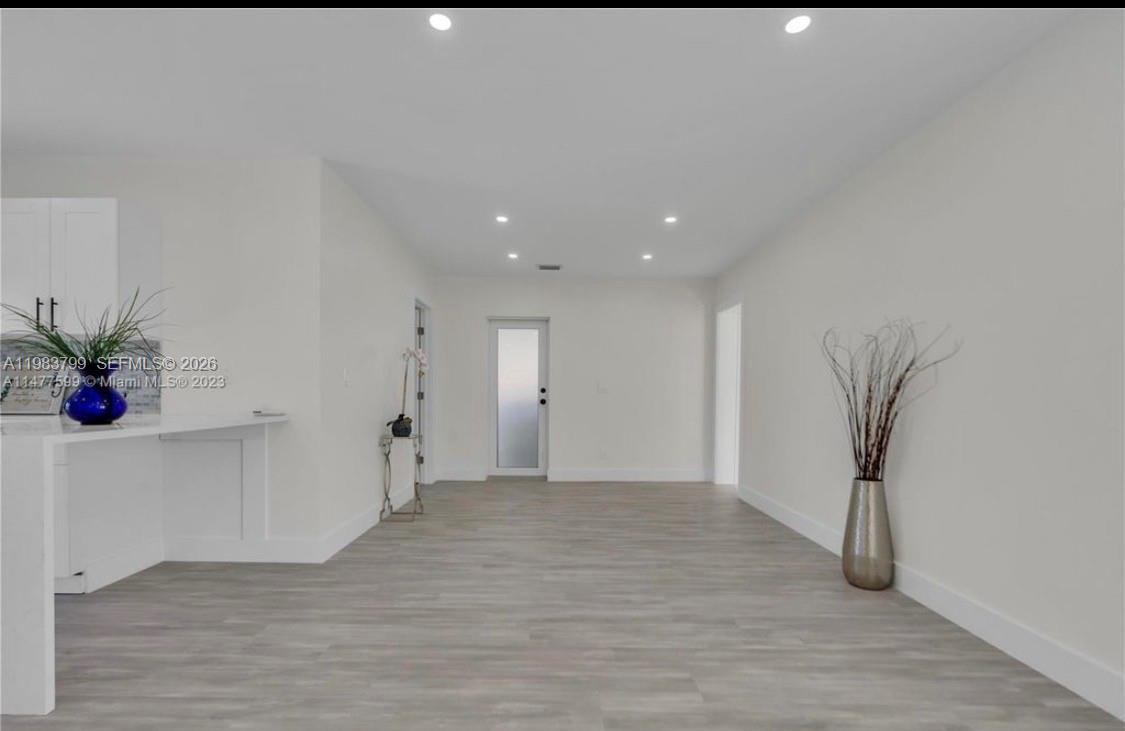 RICHMOND HEIGHTS - Residential