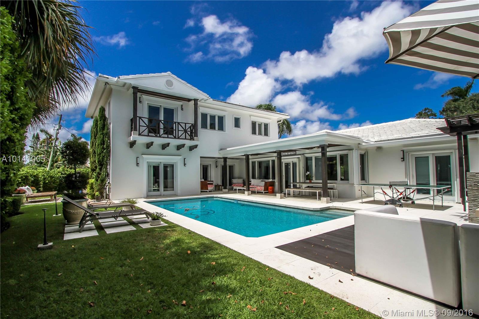 Hollywood Lakes Sec 1-32 - Residential