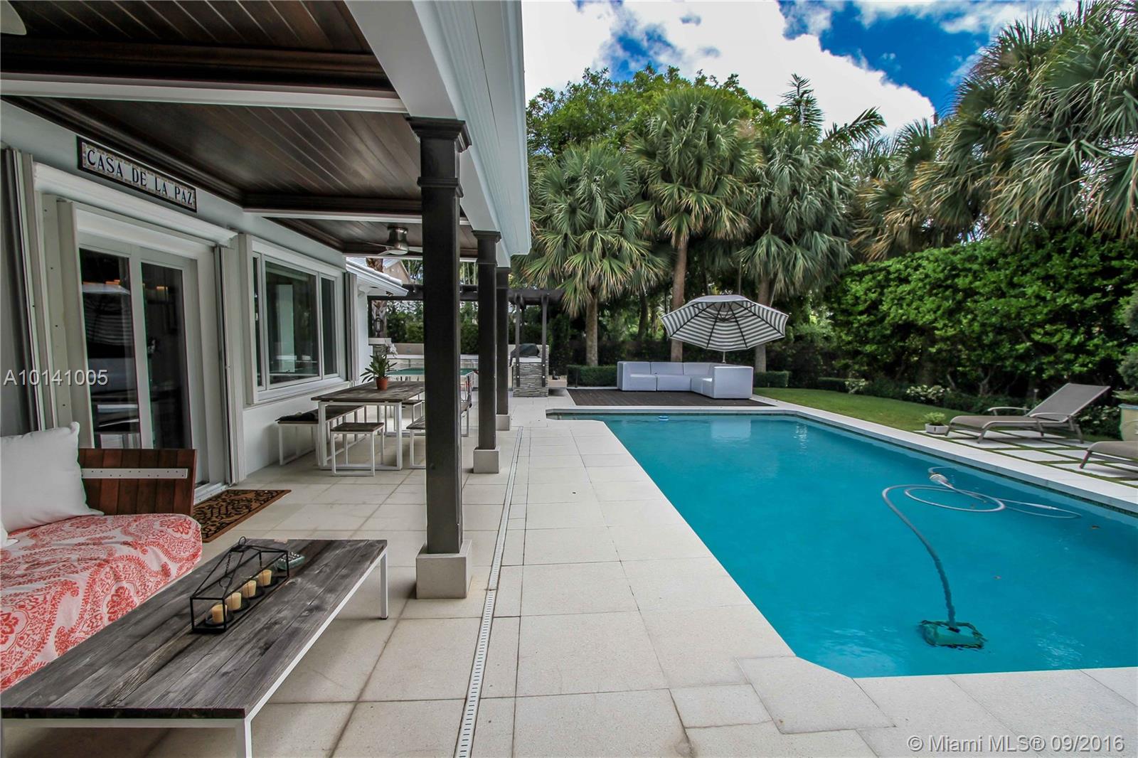 Hollywood Lakes Sec 1-32 - Residential