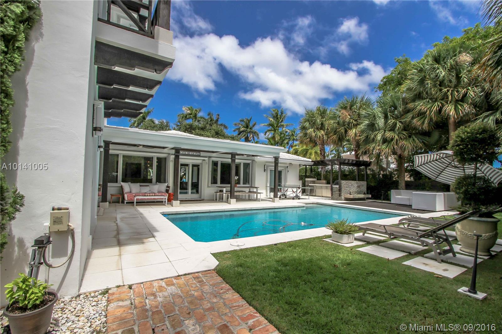 Hollywood Lakes Sec 1-32 - Residential