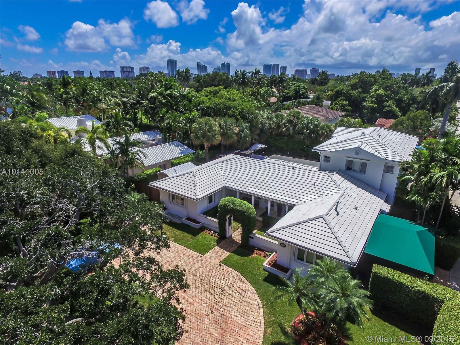 Hollywood Lakes Sec 1-32 - Residential