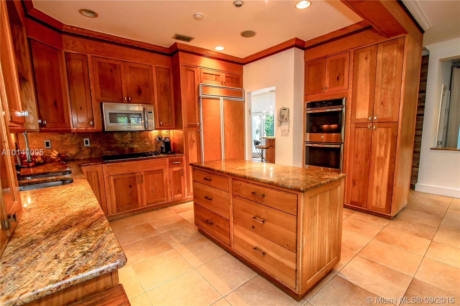 Hollywood Lakes Sec 1-32 - Residential