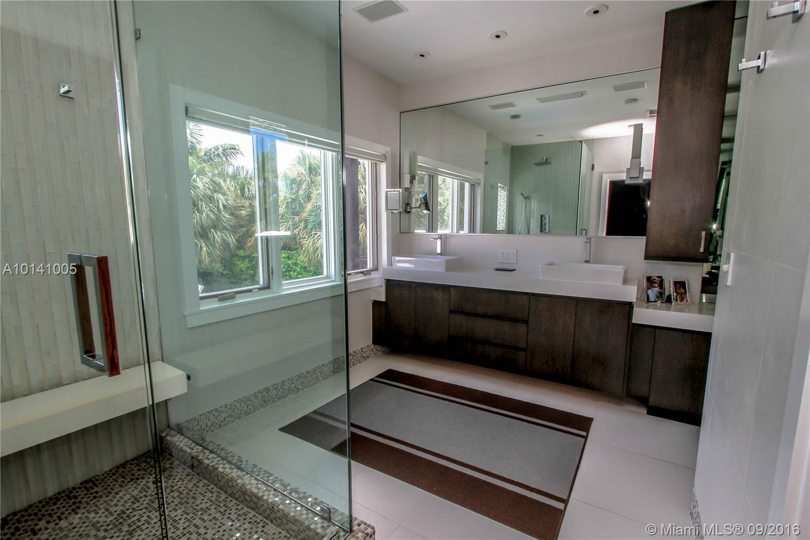 Hollywood Lakes Sec 1-32 - Residential