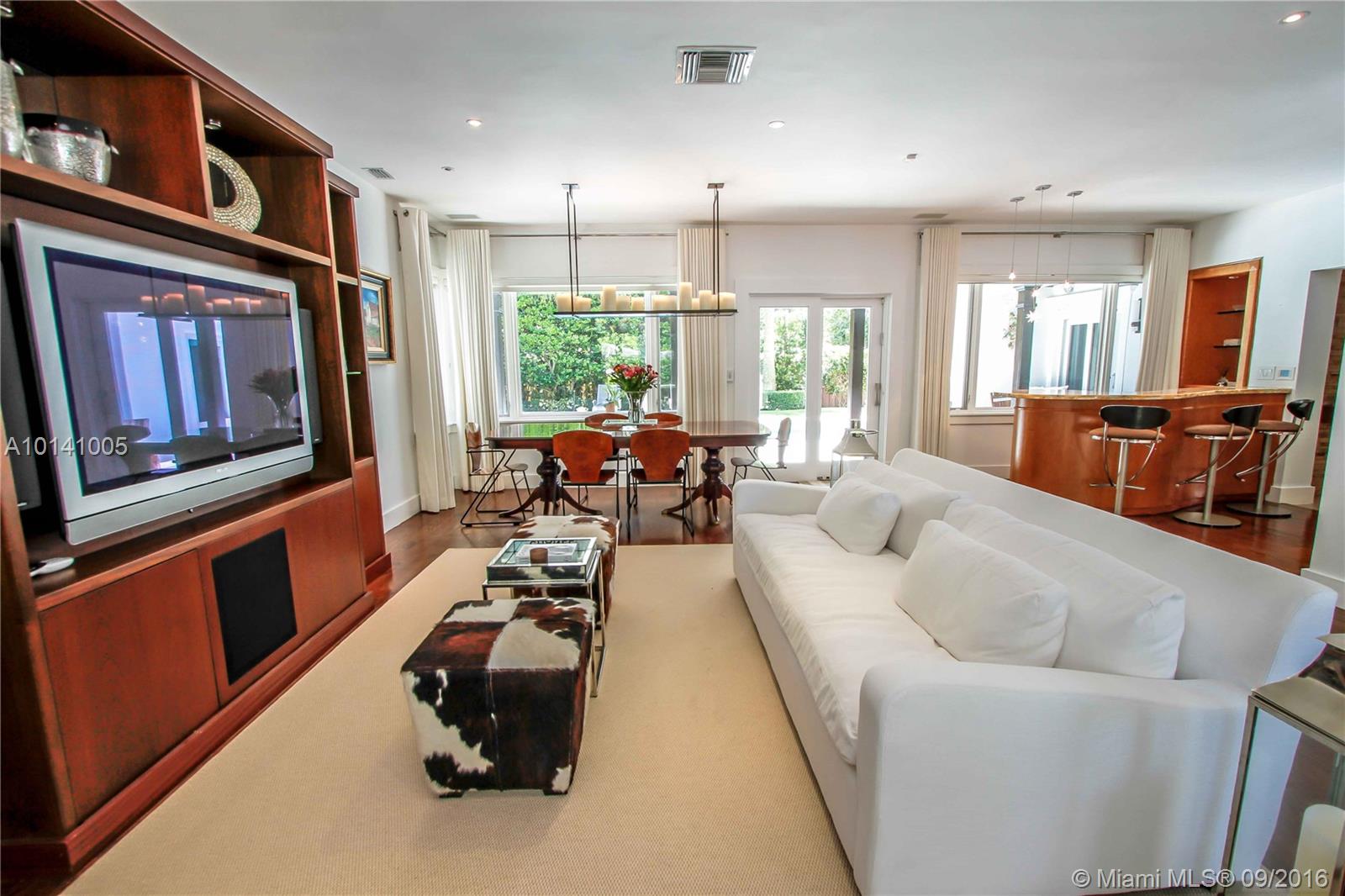 Hollywood Lakes Sec 1-32 - Residential