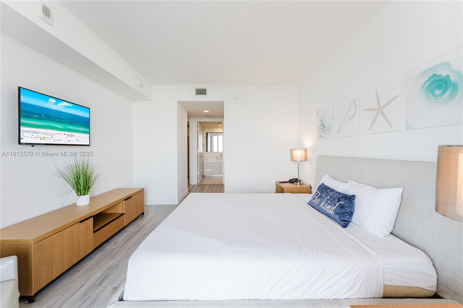 BEACHWALK CONDOMINIUM - Residential