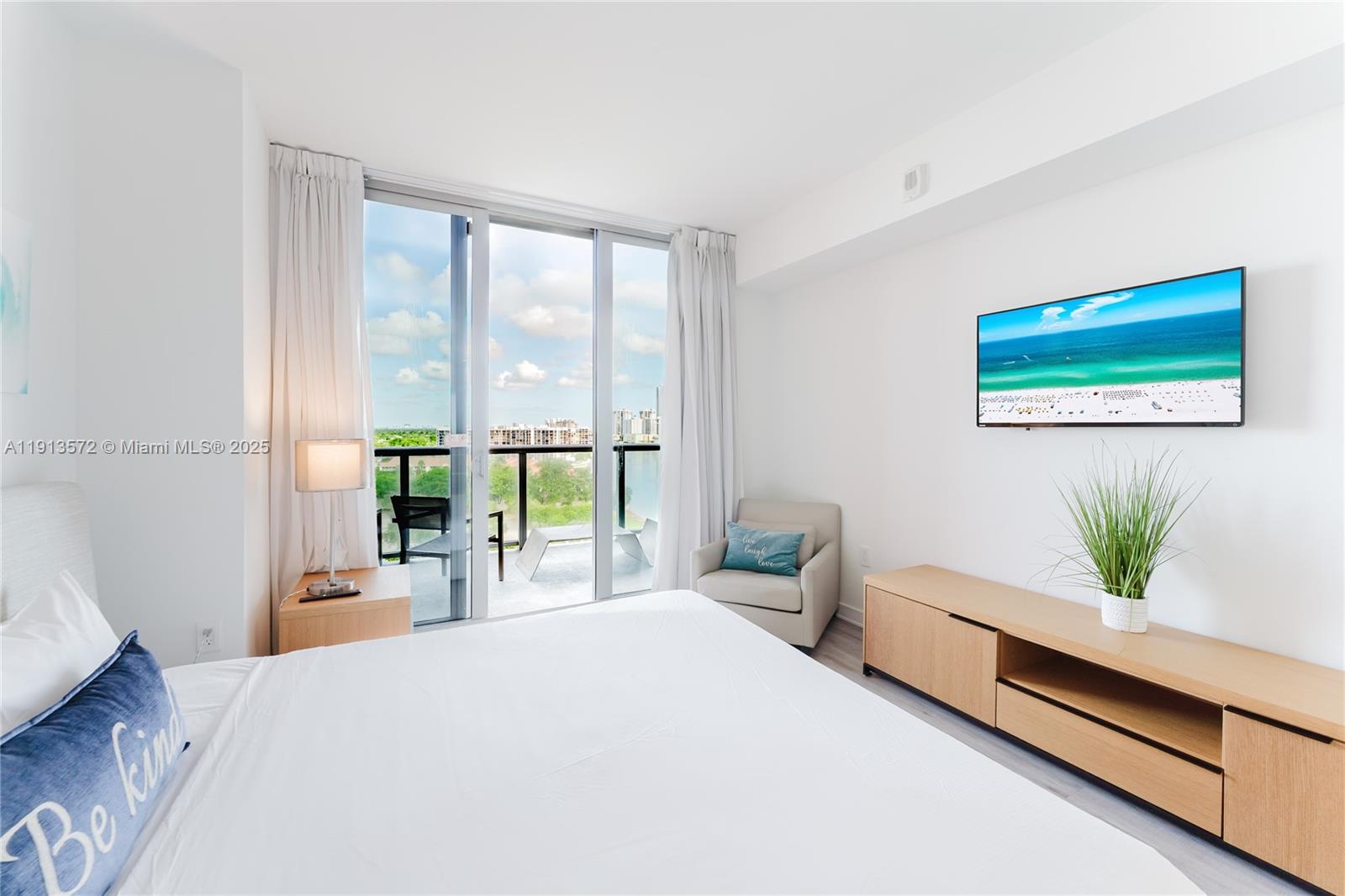 BEACHWALK CONDOMINIUM - Residential