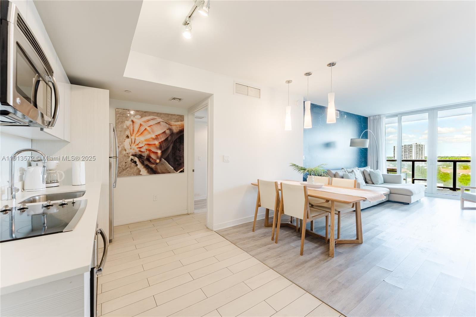 BEACHWALK CONDOMINIUM - Residential