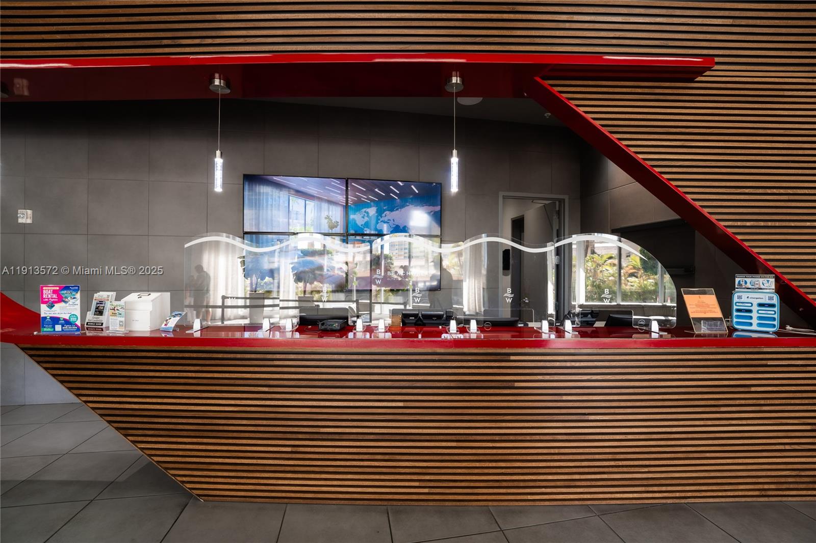 BEACHWALK CONDOMINIUM - Residential