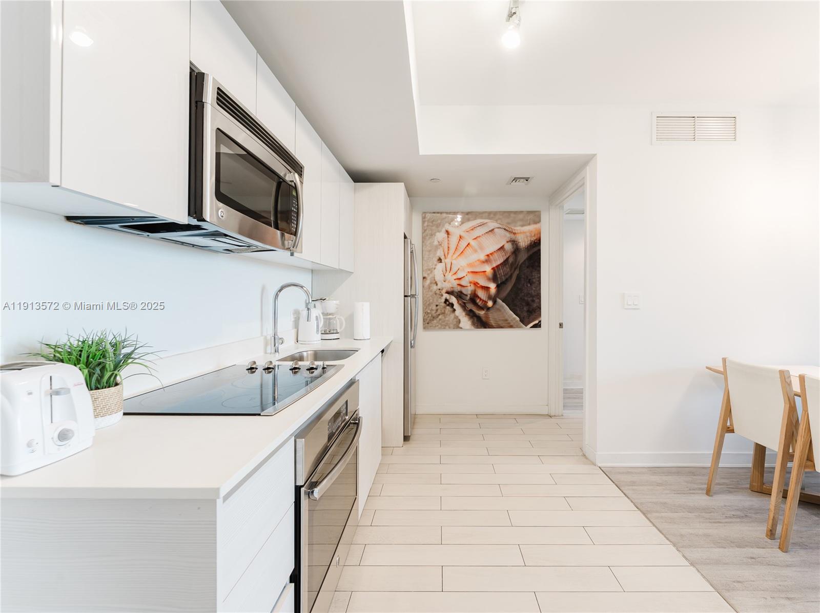 BEACHWALK CONDOMINIUM - Residential