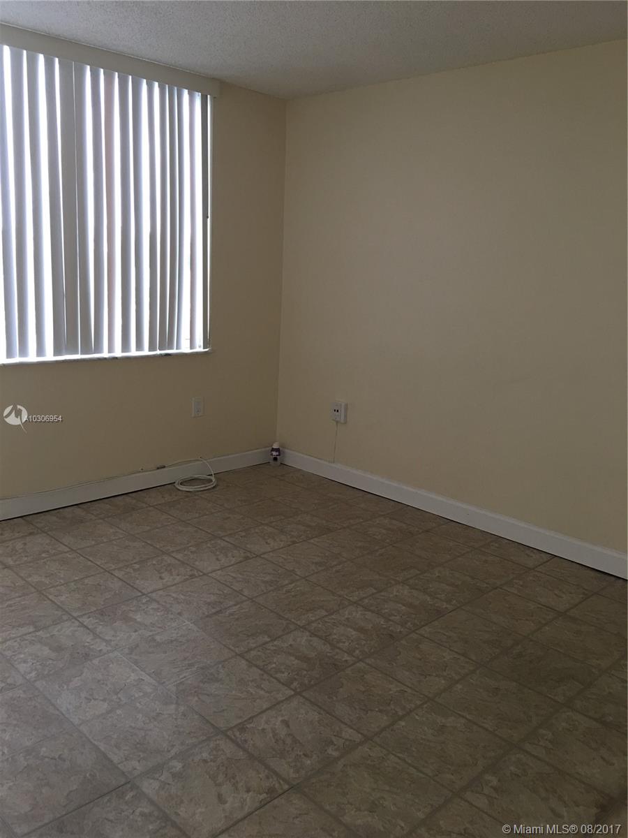 SERENITY ON THE RIVER CON - Residential Lease