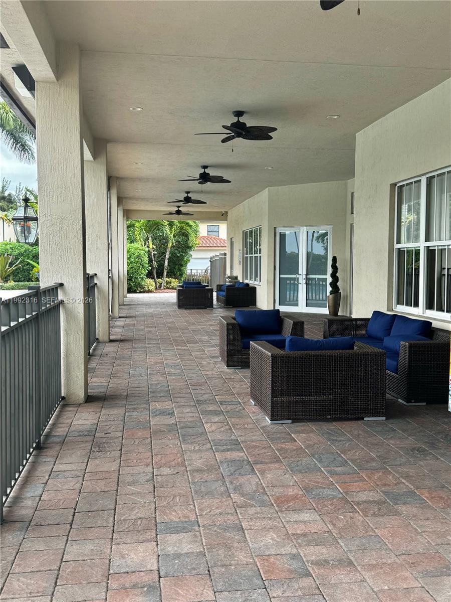 BELLAGIO VILLAS - Residential Lease