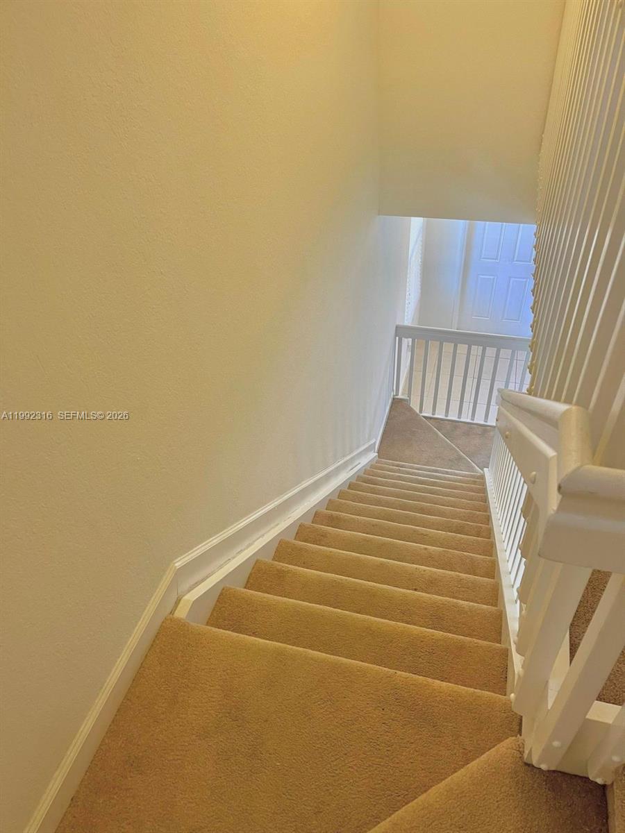 BELLAGIO VILLAS - Residential Lease