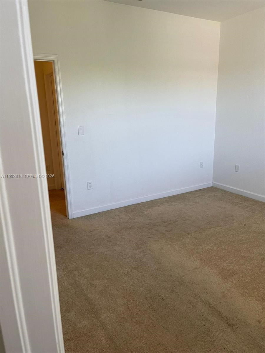 BELLAGIO VILLAS - Residential Lease