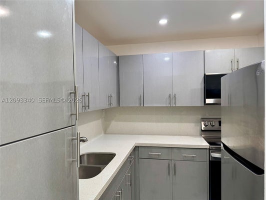 4675 W 18TH CT APT 501, HIALEAH, FL 33012 - Image ef79578ed0a33e910b2e5abd86d24658/1982139384