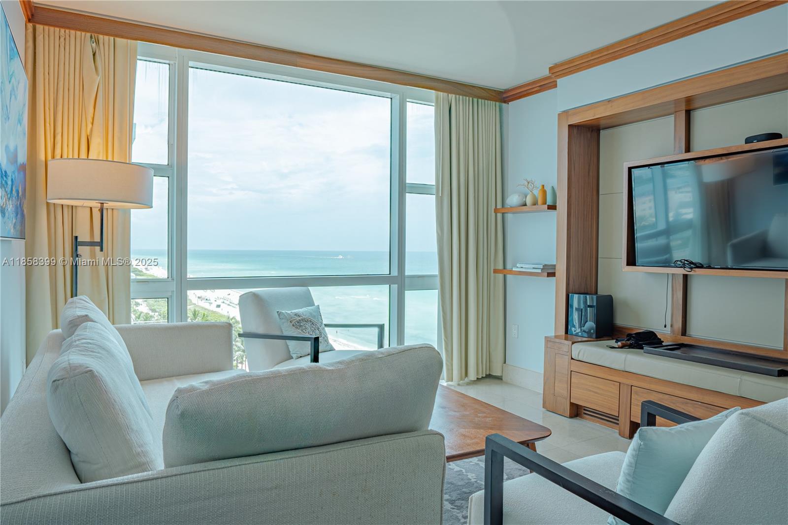 6801 Collins Ave 1002