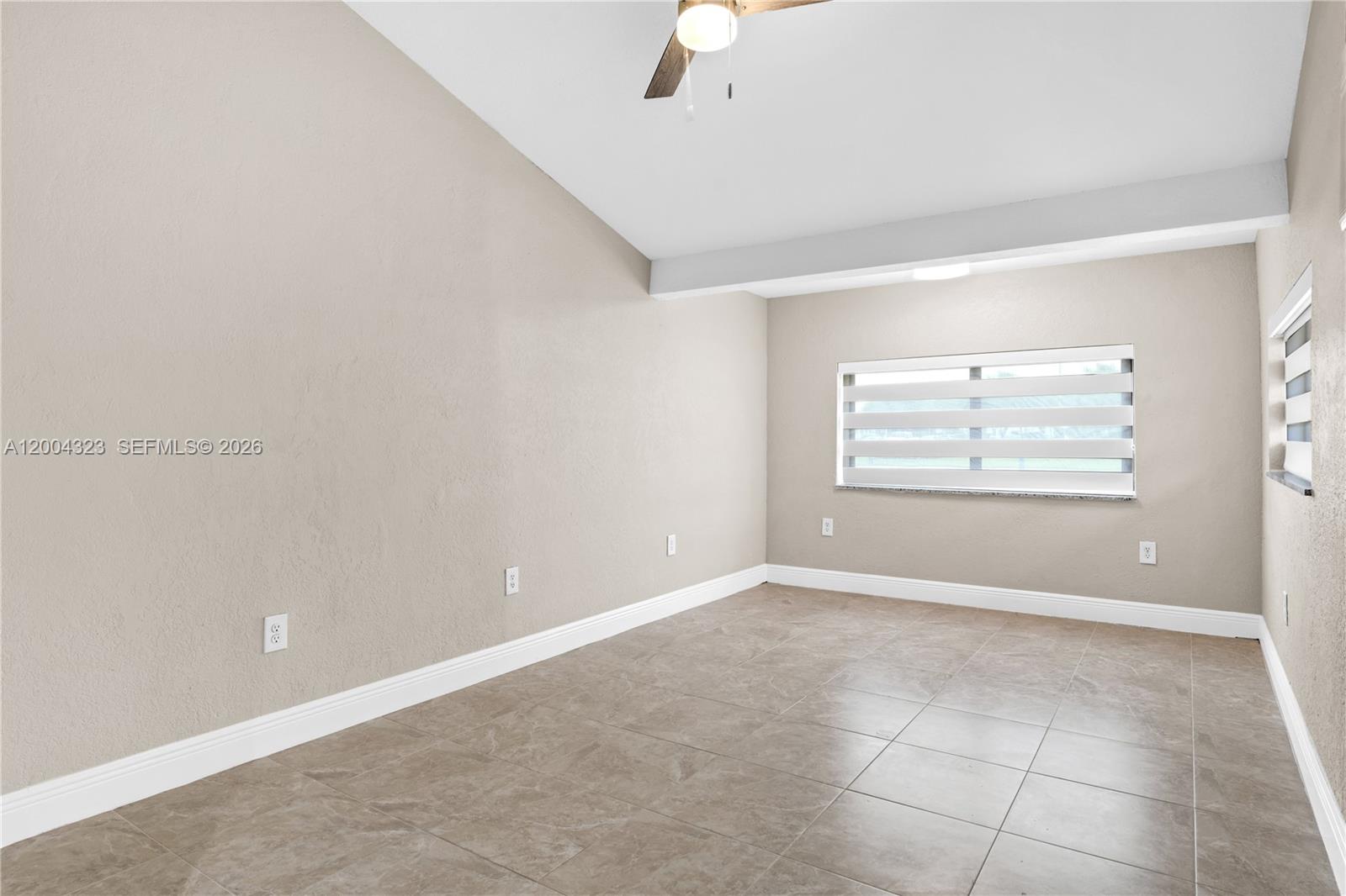 157 CURTISS PKWY