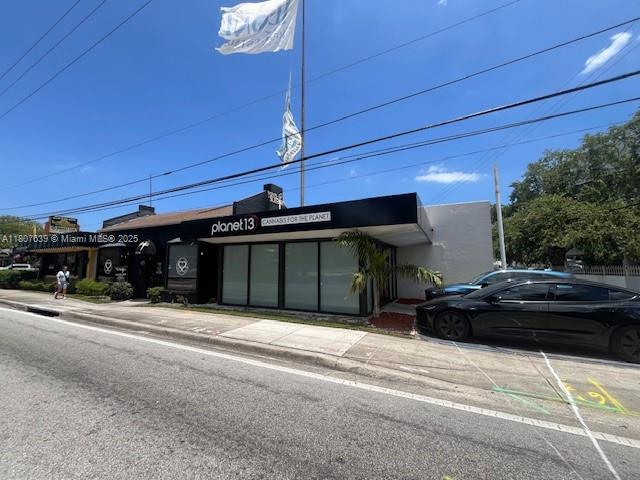 High-exposure 2,200 SF corner commercial space available at 11099 Biscayne Blvd, Miami, FL 33161. Located on a busy signalized intersection along Biscayne Blvd, this flexible space offers exceptional visibility, wraparound frontage, and steady foot and vehicle traffic. Ideal for retail, office, medical, or showroom use. Surrounded by national retailers and dense residential neighborhoods, with easy access to major highways. A rare opportunity to elevate your brand in one of Miami’s most active commercial corridors. Don’t miss out—schedule a tour today!