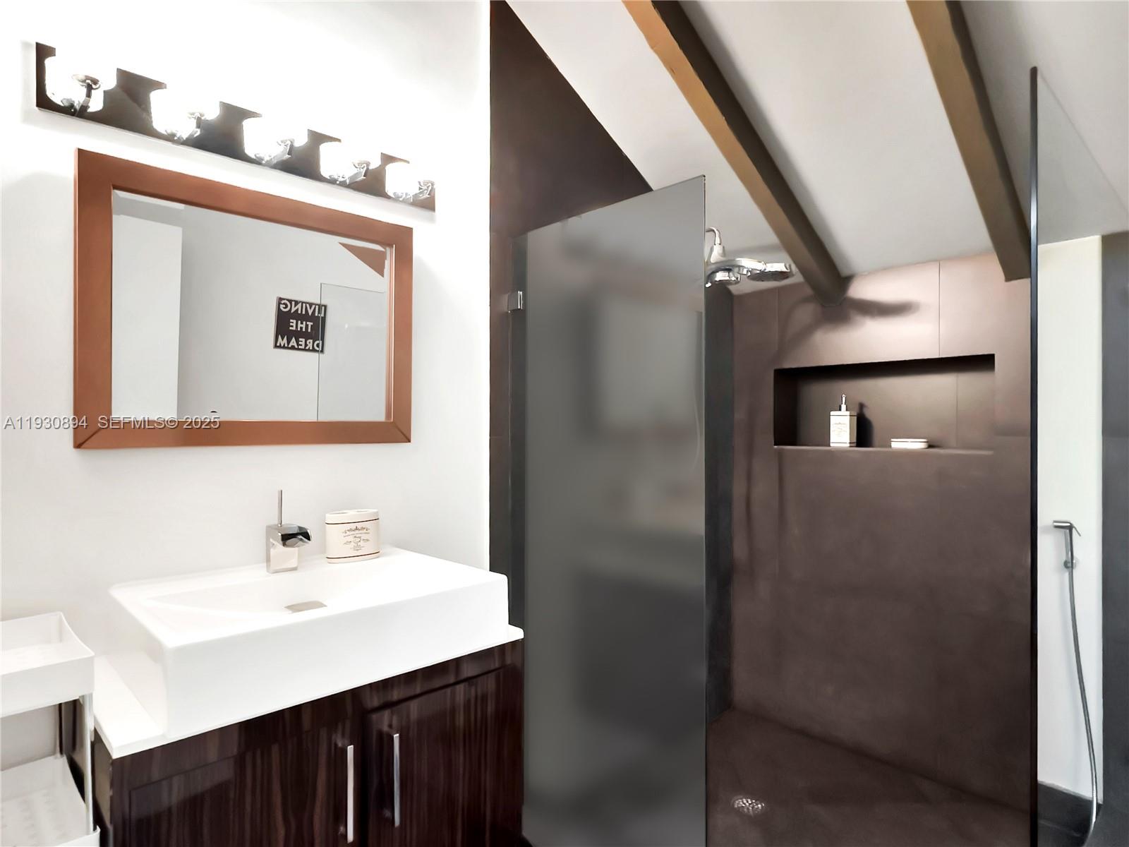 W T HARDEES SUB - Residential