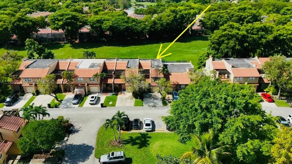 3957 Adra Ave F-49