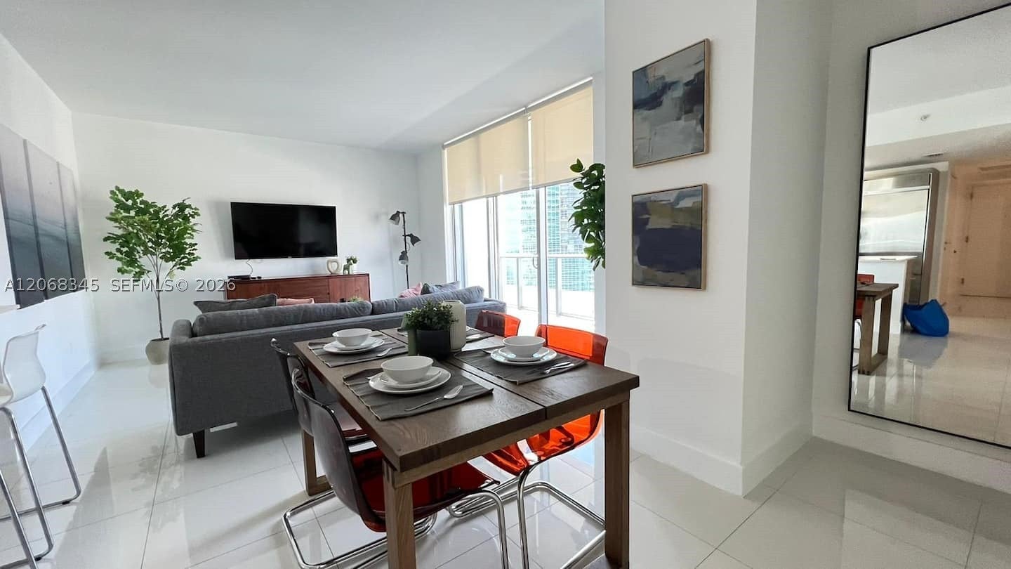 1300 Brickell Bay Dr 3400
