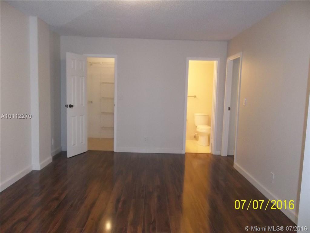 De Soto Park Condo - Residential Lease