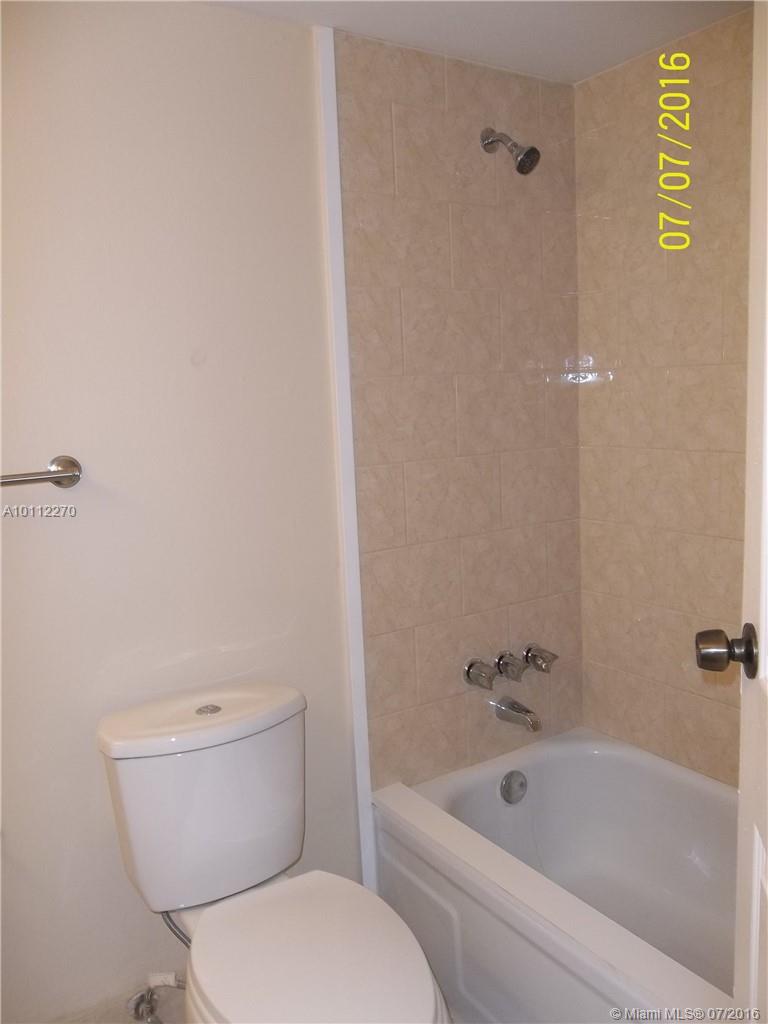 De Soto Park Condo - Residential Lease