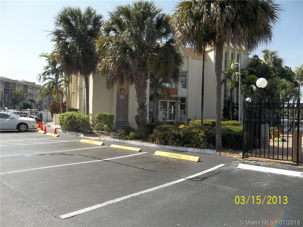 De Soto Park Condo - Residential Lease