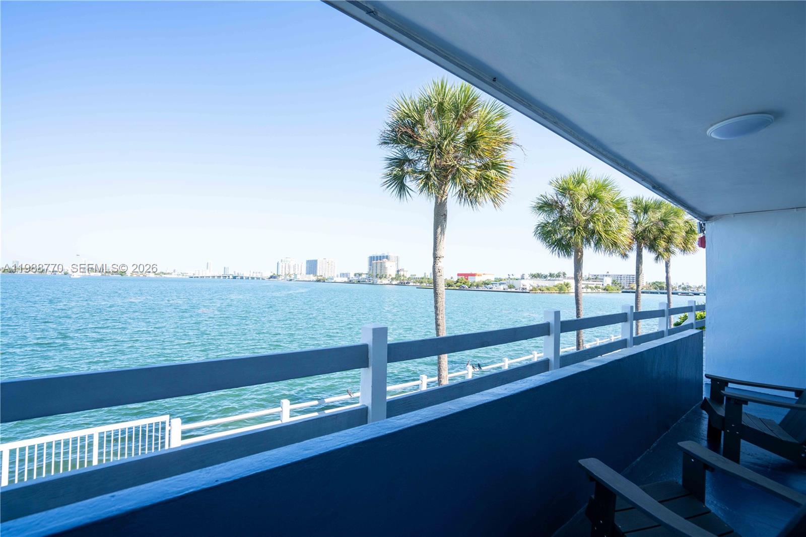 HARBOR ISLAND - Residential Lease